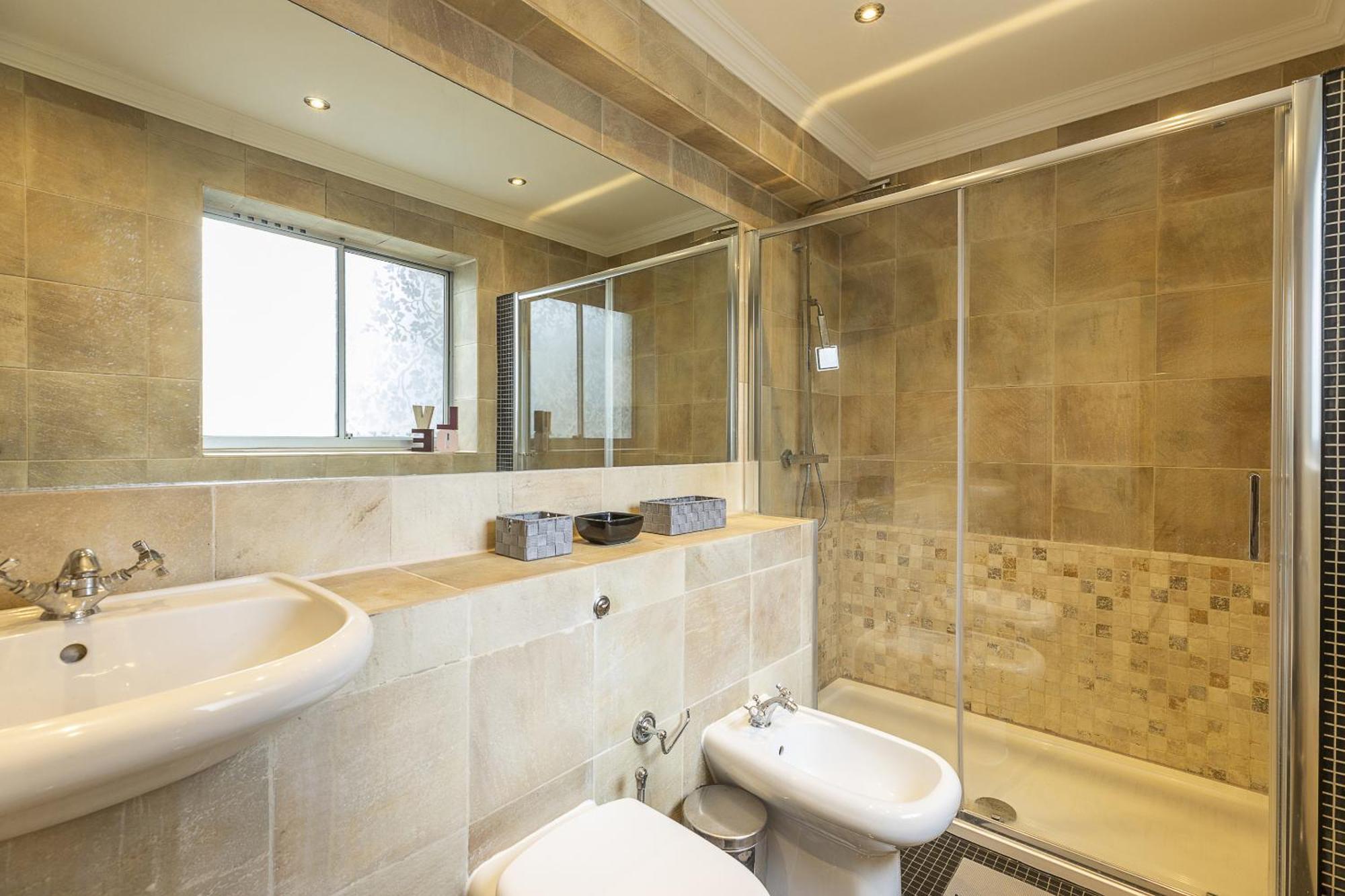 Gorgeous 4 Bedrooms Apartment Near Hyde Park And Oxford St 런던 외부 사진